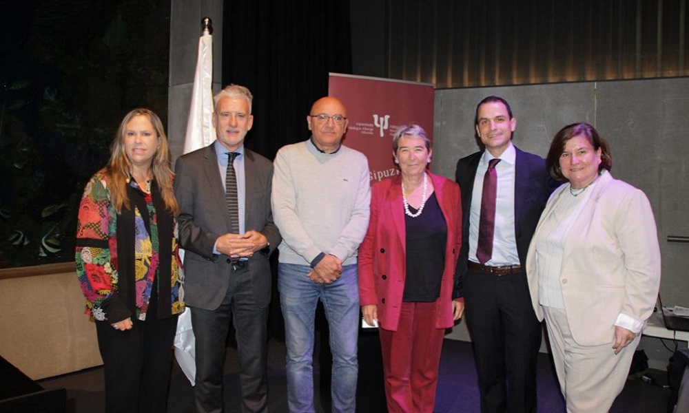 MÁS DE 150 ASISTENTES EN LA JORNADA SOBRE VIOLENCIA INFANTIL DEL COPGI-image-3